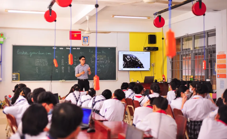 Các khoá học tại Lớp Học Cô Hiền